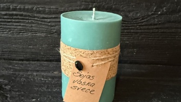 Dabīga sojas vaska svece 380 gr. - tumši zaļa