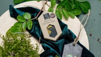 AROMĀTISKAIS VASKS AR KANĒĻA AROMĀTU