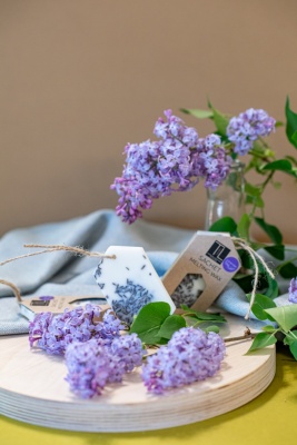 AROMĀTISKAIS VASKS AR LAVANDAS AROMĀTU