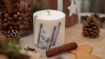 SOJAS VASKA SVECE AR KANĒĻA AROMĀTU (XL)