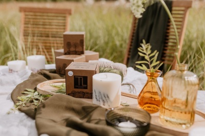 SOJAS VASKA SVECE AR LAVANDAS AROMĀTU (XL)