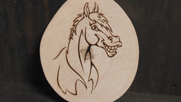 Magnēts ar zirga attēlu