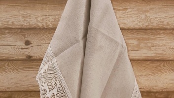 Lina dvielis 45x70cm (mežģīne – balti brieži)