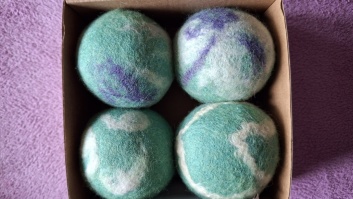 Vilnas bumbas veļas mīkstināšanai un žāvēšanai