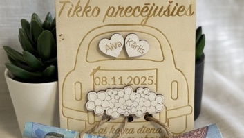 “Tikko precējušies” Koka plāksne naudas dāvināšanai