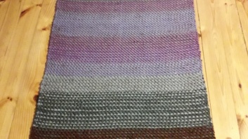 Neliels paklājiņš nelielai telpai - Izmēri 1.25m x 0.62m