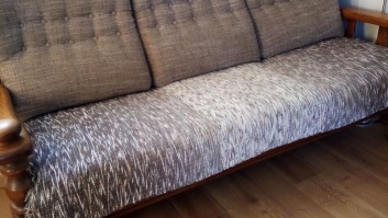Dīvāna pārklājs/ grīdas paklājs